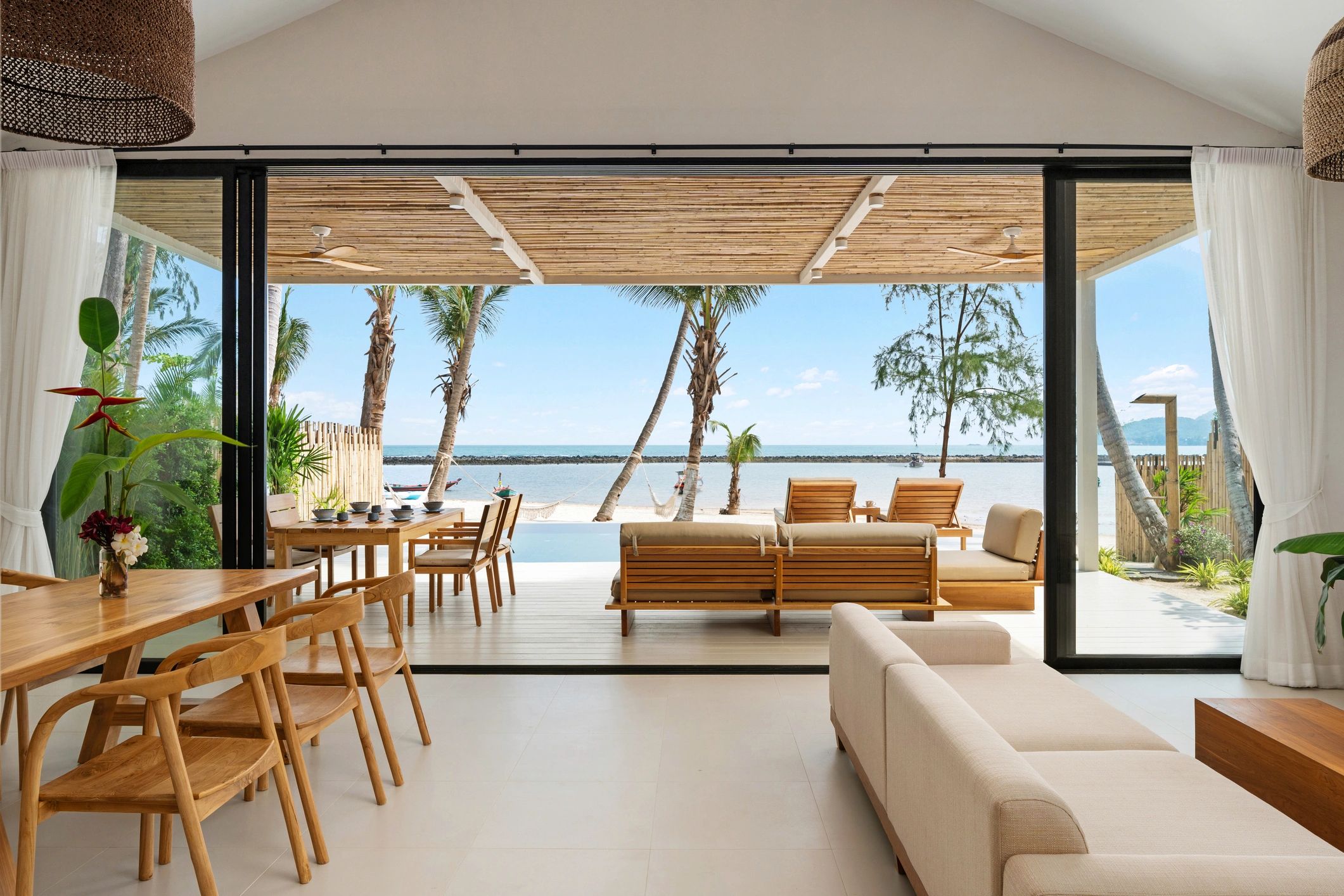 Refined luxury travel accommodation